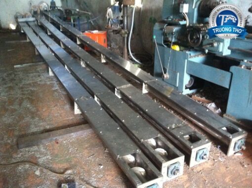 vit tai inox