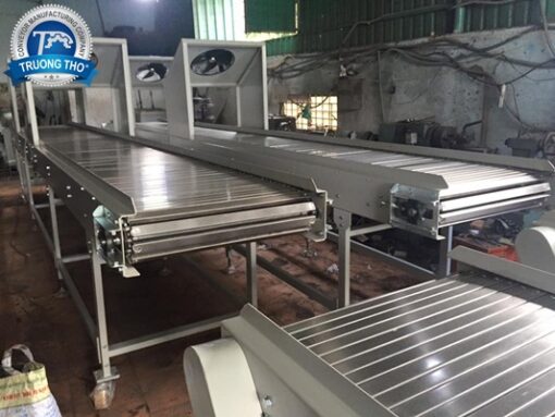 băng tải xích tấm
