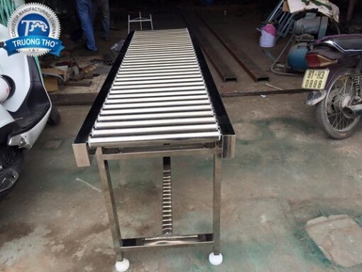 băng tải con lăn inox