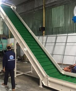 Băng tải cấp liệu PVC gân bèo