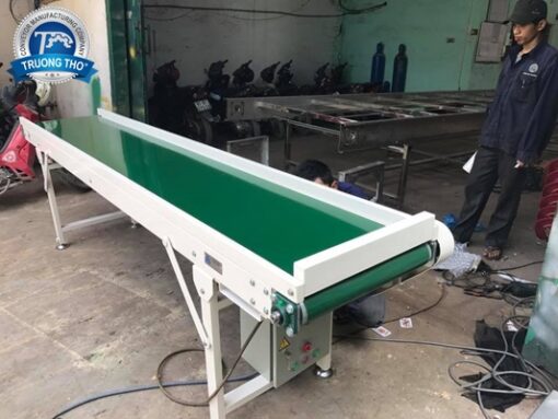 Băng chuyền pvc trắng