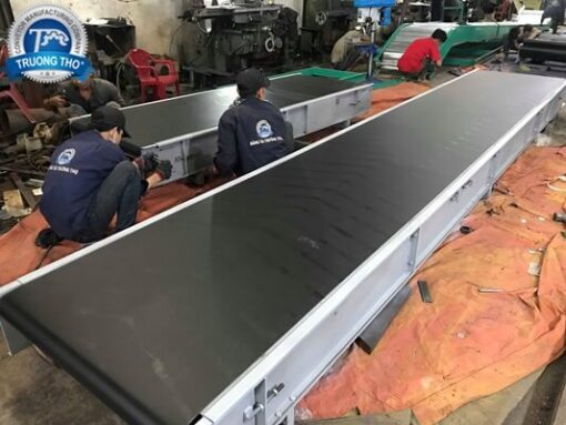 bang tai pvc san bay