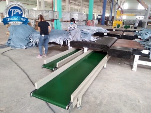 Băng tải pvc tải da vụn