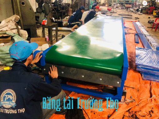 băng tải pvc khung nhôm